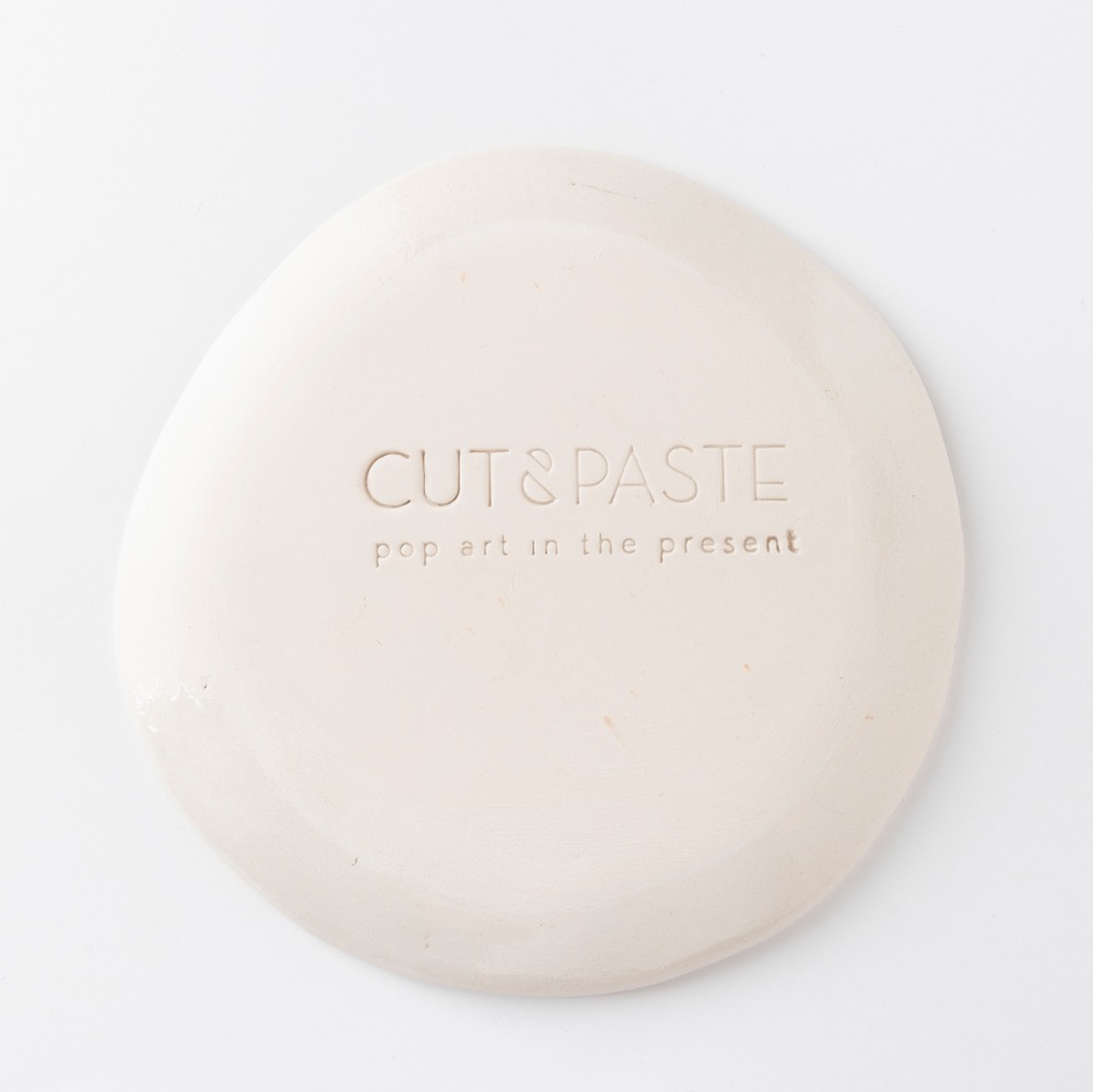 CUT & PASTE - CARYATID SMALL CERAMIC PLATE - Image 3
